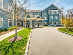 Benchmark Senior Living on Clapboardtree community exterior
