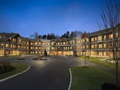 Stroudwater Lodge community exterior