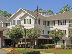 Holiday Deepwood Estates community exterior